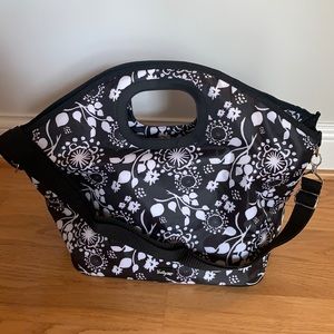 Like new Thirty-one insulated tote for 9x13 pan